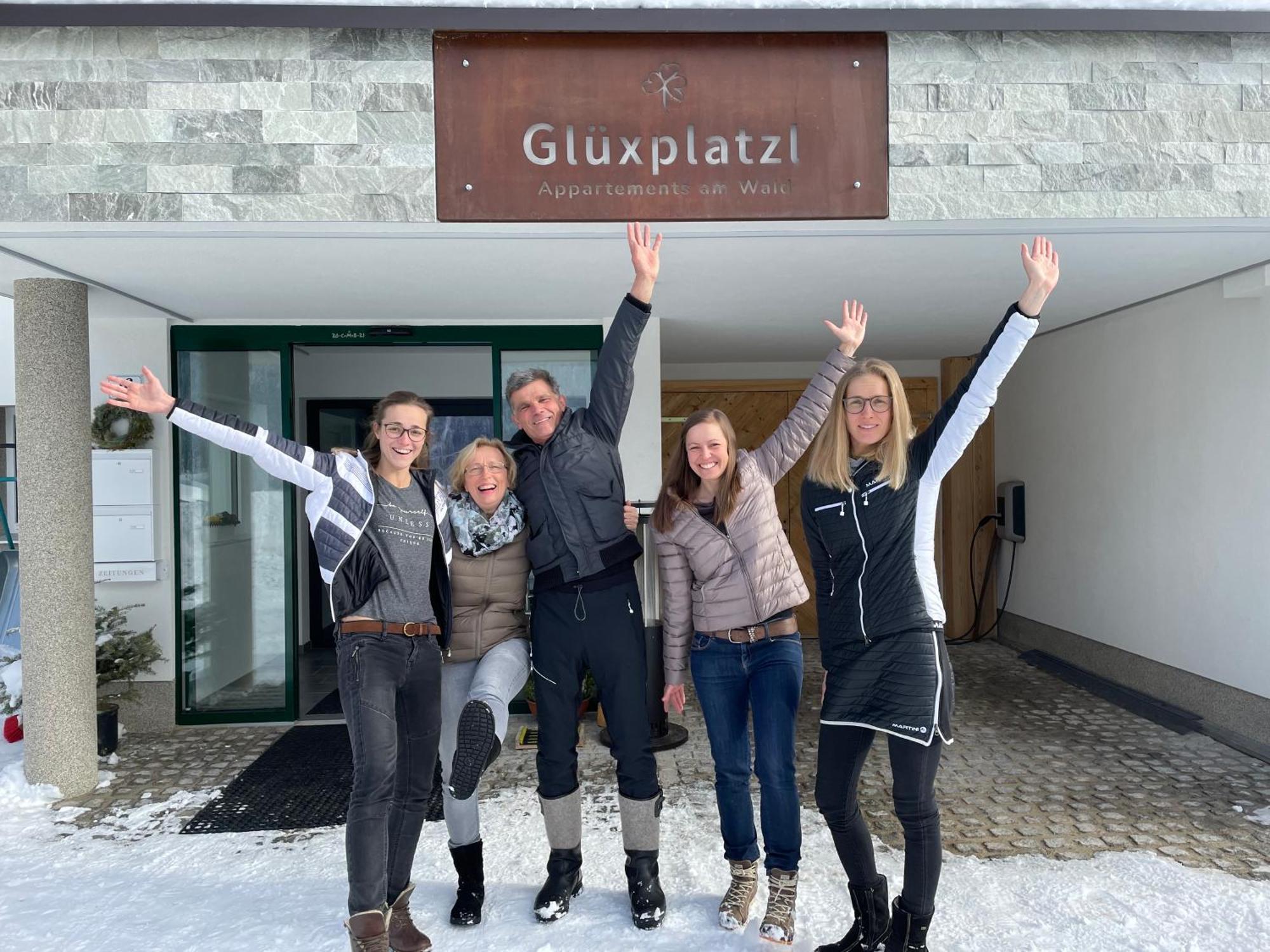 Gluexplatzl Appartements Am Wald Sankt Martin am Tennengebirge Exterior photo